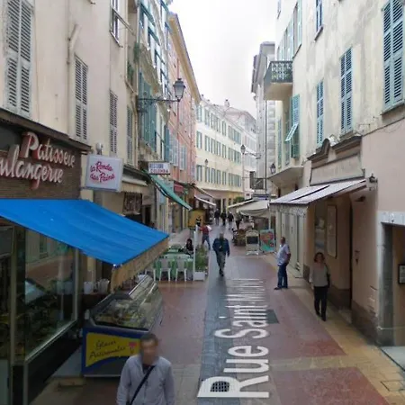 Avec Mezzanine, Climatisé, Au Cœur De Menton, Proche Plages Et Commerces - Fr-1-196-300